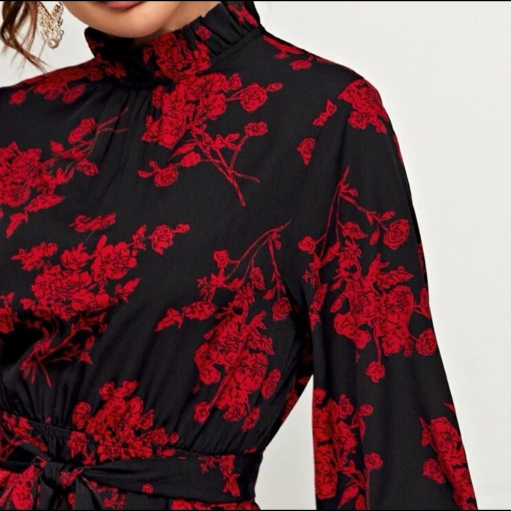 Sexy Floral Print Tied Cutout Back Self Belted Dress - Picture 4 of 7